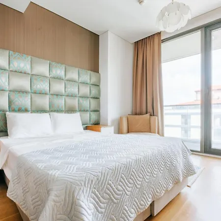 Cozy Studio Flat W Balcony 10 Min To Marmara Forum Apartment *