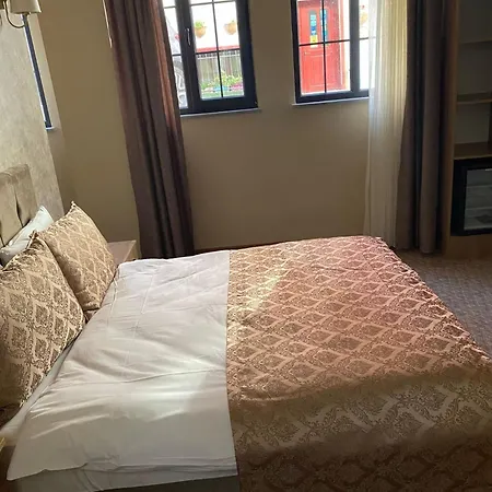 Sultan Hamit Hotel