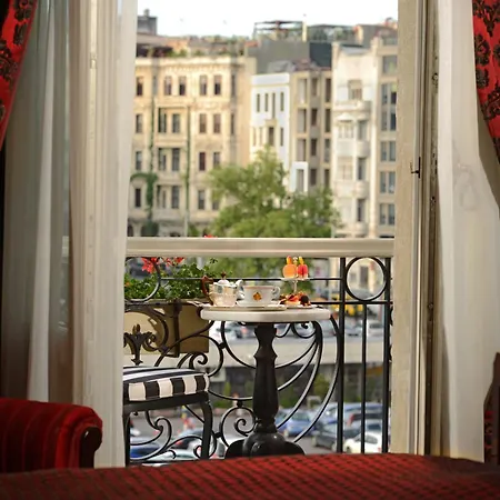 Pera Palace