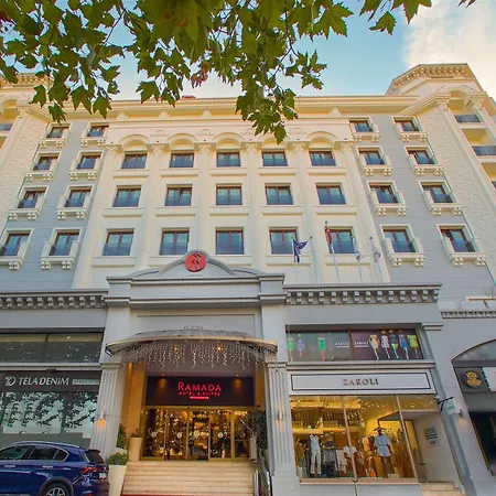 Ramada By Wyndham Merter Отель