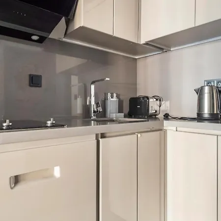 Great Location In Besiktas/akaretler Daire