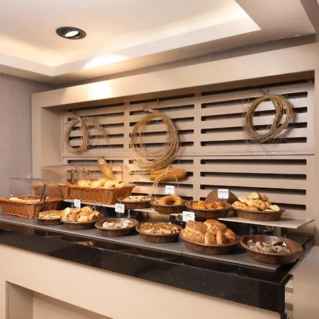 Orka Royal & Spa 4* Istanbulská provincie