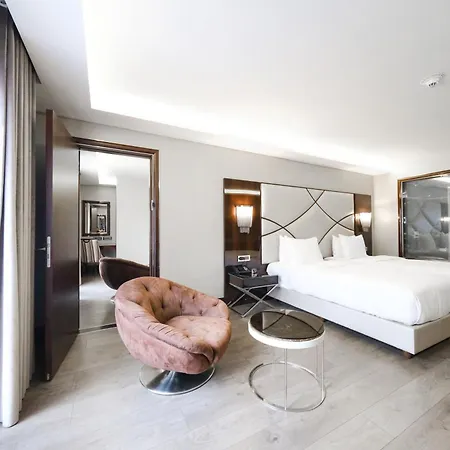 Hotel Doubletree By Hilton Gayrettepe 5*