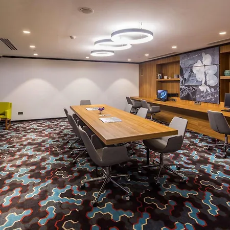 Hampton By Hilton Kurtkoy 4*