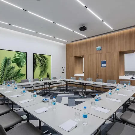 Hampton By Hilton Zeytinburnu 4* Стамбул