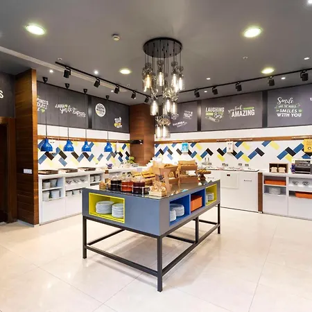 Hotel Hampton By Hilton Kayasehir