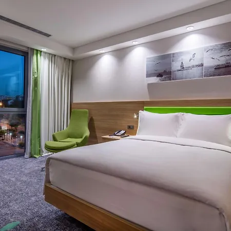 Отель Hampton By Hilton Zeytinburnu 4*