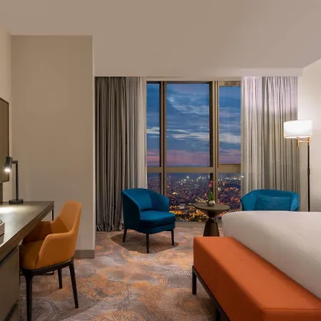 Hilton Mall Of Hotel 5*