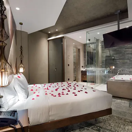 Hotel Doubletree By Hilton - Piyalepasa
