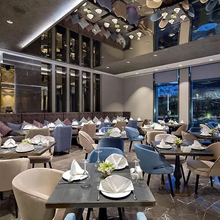 Doubletree By Hilton - Piyalepasa 5* Istambul
