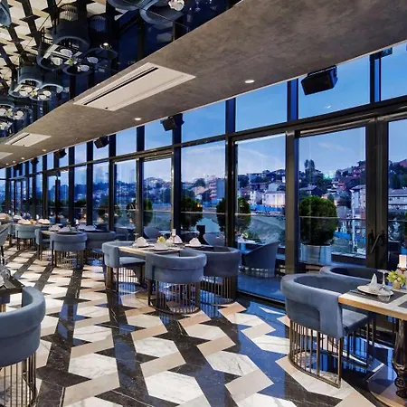 Doubletree By Hilton - Piyalepasa Hotell Istanbul