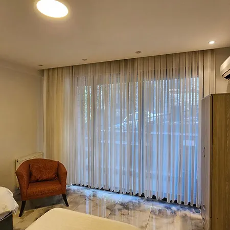 Perfect Taksim, 2 Bedroom, Pool, Gym, Sauna Istanbul