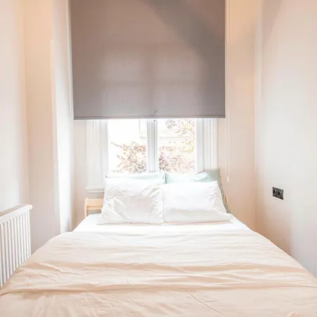 Apartment Cozy In The Heart Of Cihangir