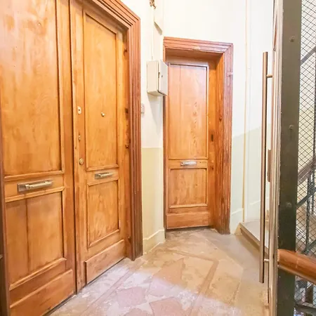 Cozy In The Heart Of Cihangir Apartment *
