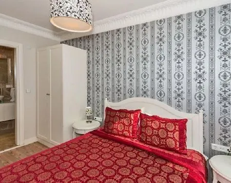 Aparthotel Iq Mis 3*
