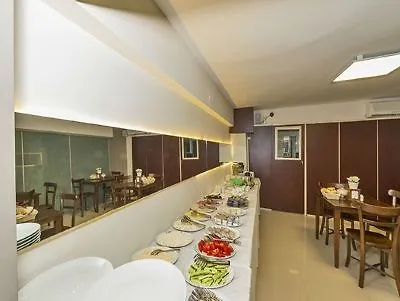 Metrolux فندق 5*