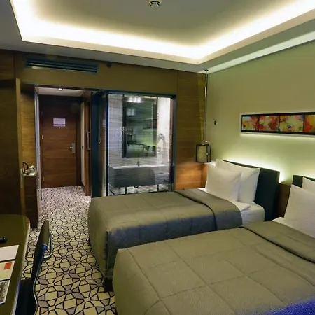 Grand Harilton Hotel