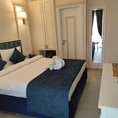 Galata Hotel 3*