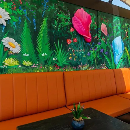 Hotell Aprilis - Special Category