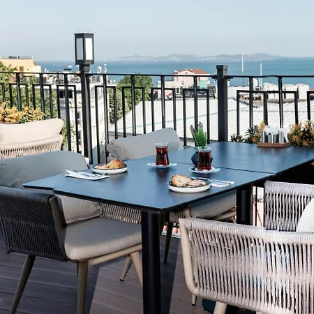 Hotell Aprilis - Special Category
