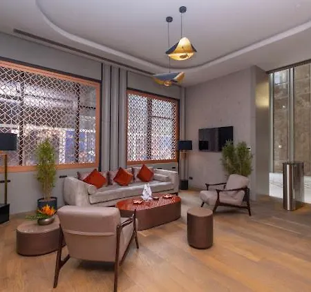 G Tower At Divan Near To Mimar Sinan Metro Station Apartment