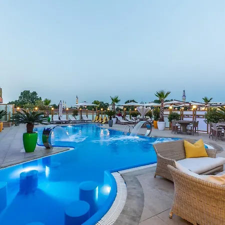 Hotel Wyndham Old 5*