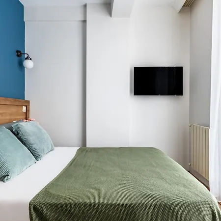 Apartment Flat W Backyard 10 Min To Taksim And Citys Mall Istanbul
