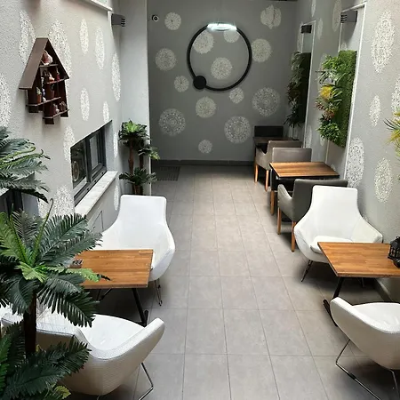 Hotel Black Art *