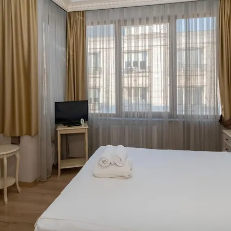 Felicity Hotel 3*