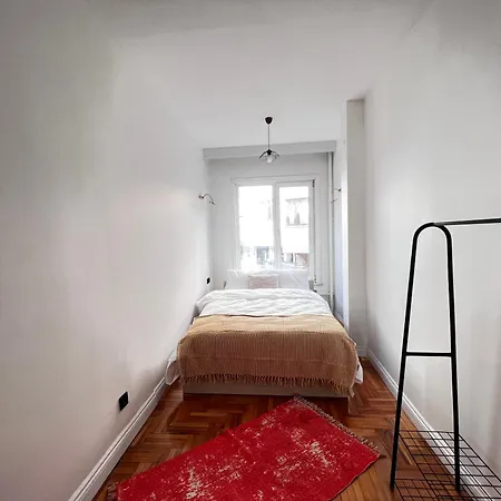 Apartment Renovated 5br With Sea View Istanbul