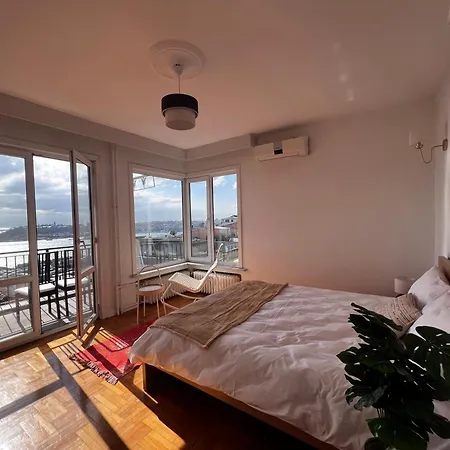 Renovated 5br With Sea View *