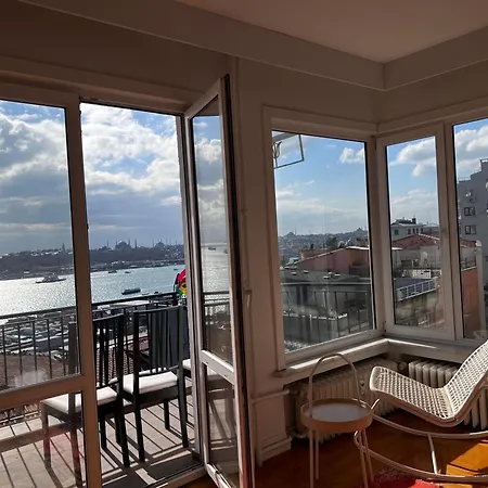Renovated 5br With Sea View