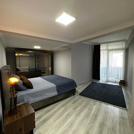 Whole At The Heart Of Sisli Nisantasi K Apartment