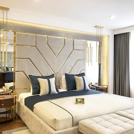 Zurich Old 4*