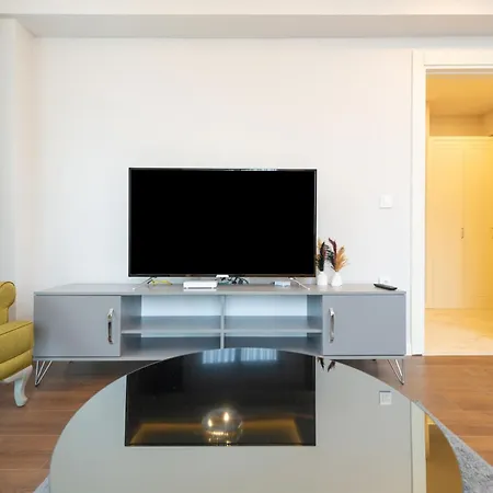 Pro Apartment