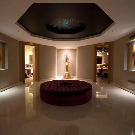 Miracle Asia Airport & Spa