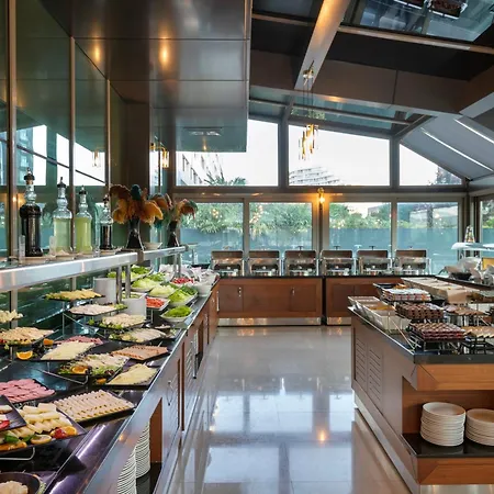 Miracle Asia Airport & Spa 5*