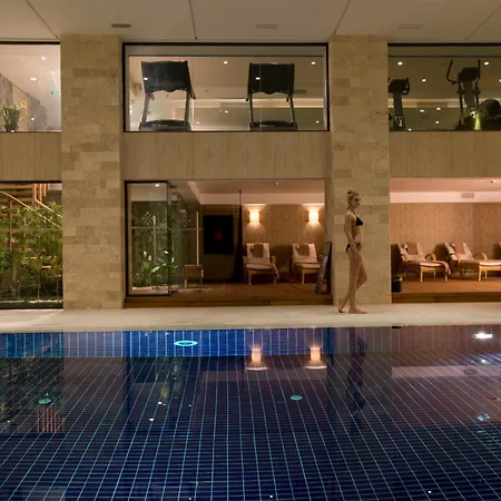 Miracle Asia Airport & Spa