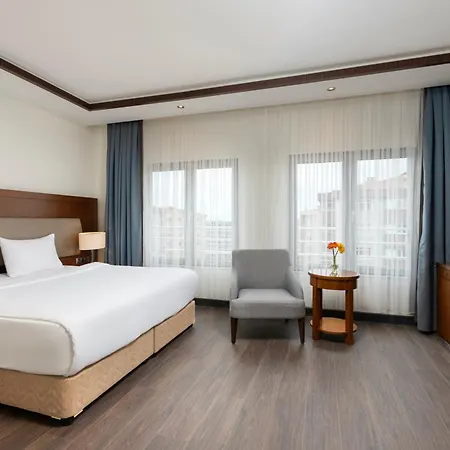 Miracle Asia Airport & Spa 5*