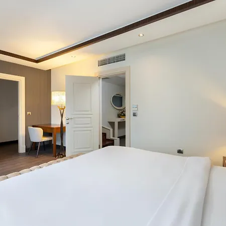Miracle Asia Airport & Spa