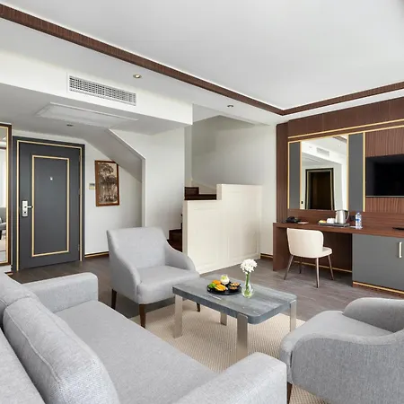Miracle Asia Airport & Spa 5*
