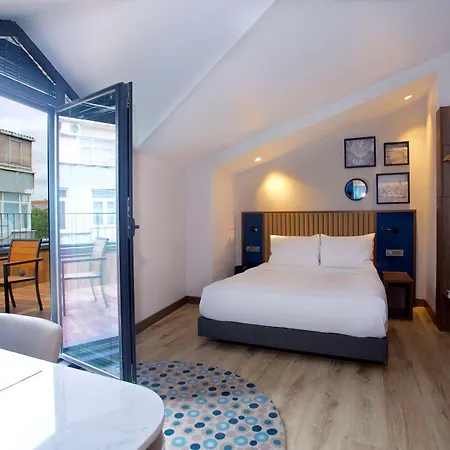 Hampton By Hilton Old 酒店
