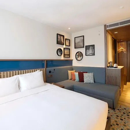 酒店 Hampton By Hilton Old 3*