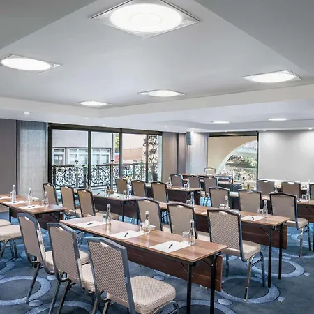 Doubletree By Hilton Gayrettepe 5* Istambul