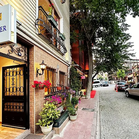 Sultan Pier *