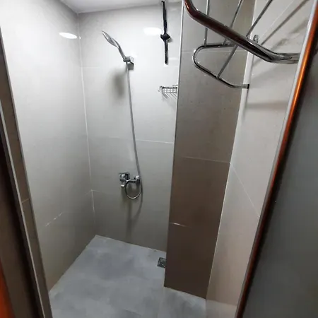 Hotel Fanus Karakoey *