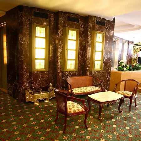 Royal Hotel 4*