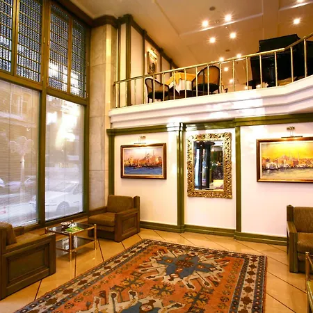 Royal Hotel 4*