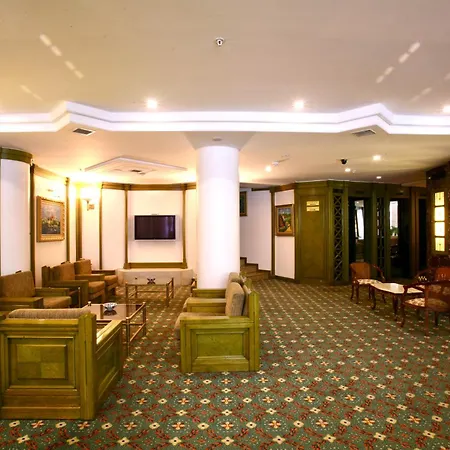 Royal 4*
