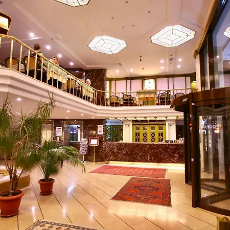 Hotel Royal